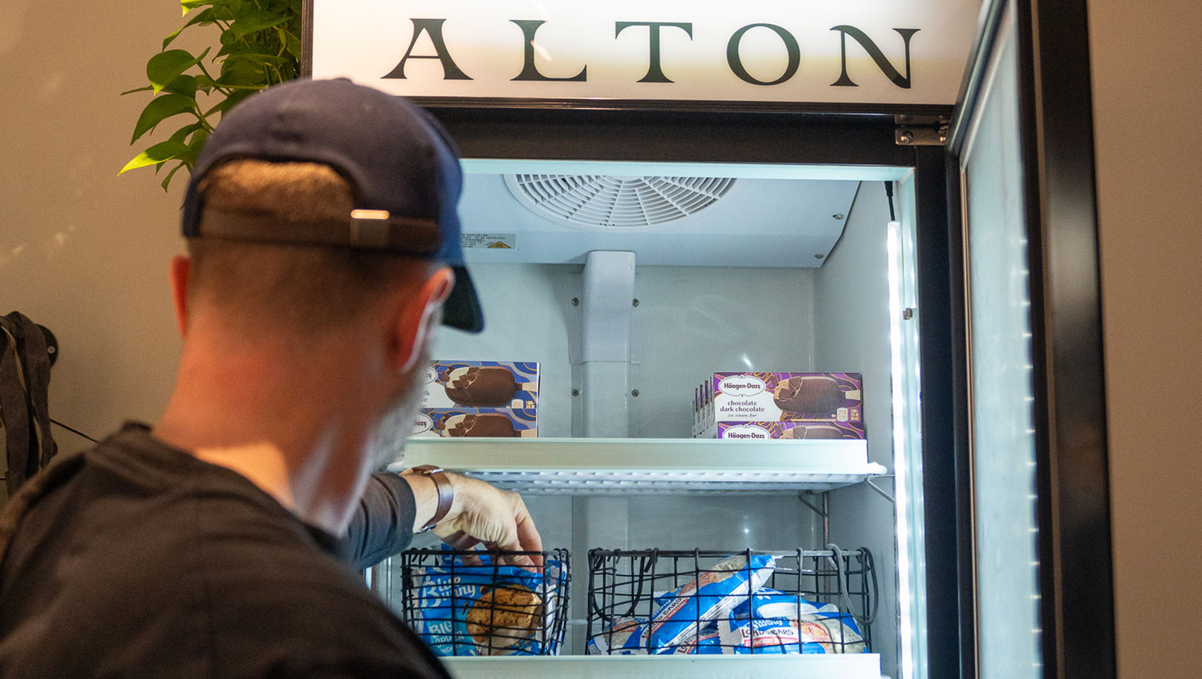 guest checks out bodega at kimpton alton hotel